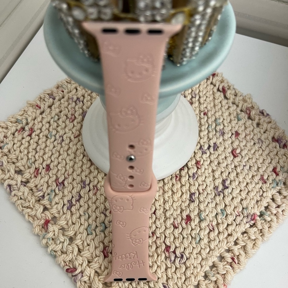 Hello Kitty Apple Watch Band 41mm 40mm 38mm (M/L) Light Pink